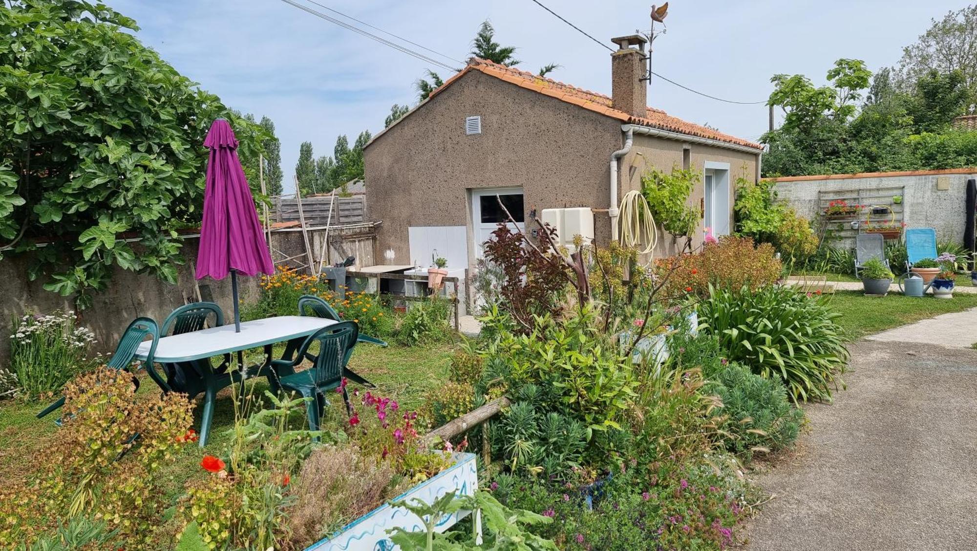 Bed and Breakfast Brigitte Et Franck Triaize Exterior foto